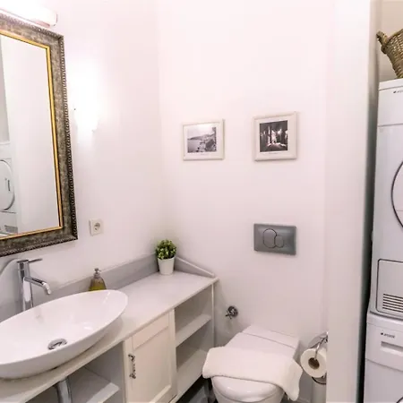 Designer 1-bdr In Trendy Neighborhood Apartamento